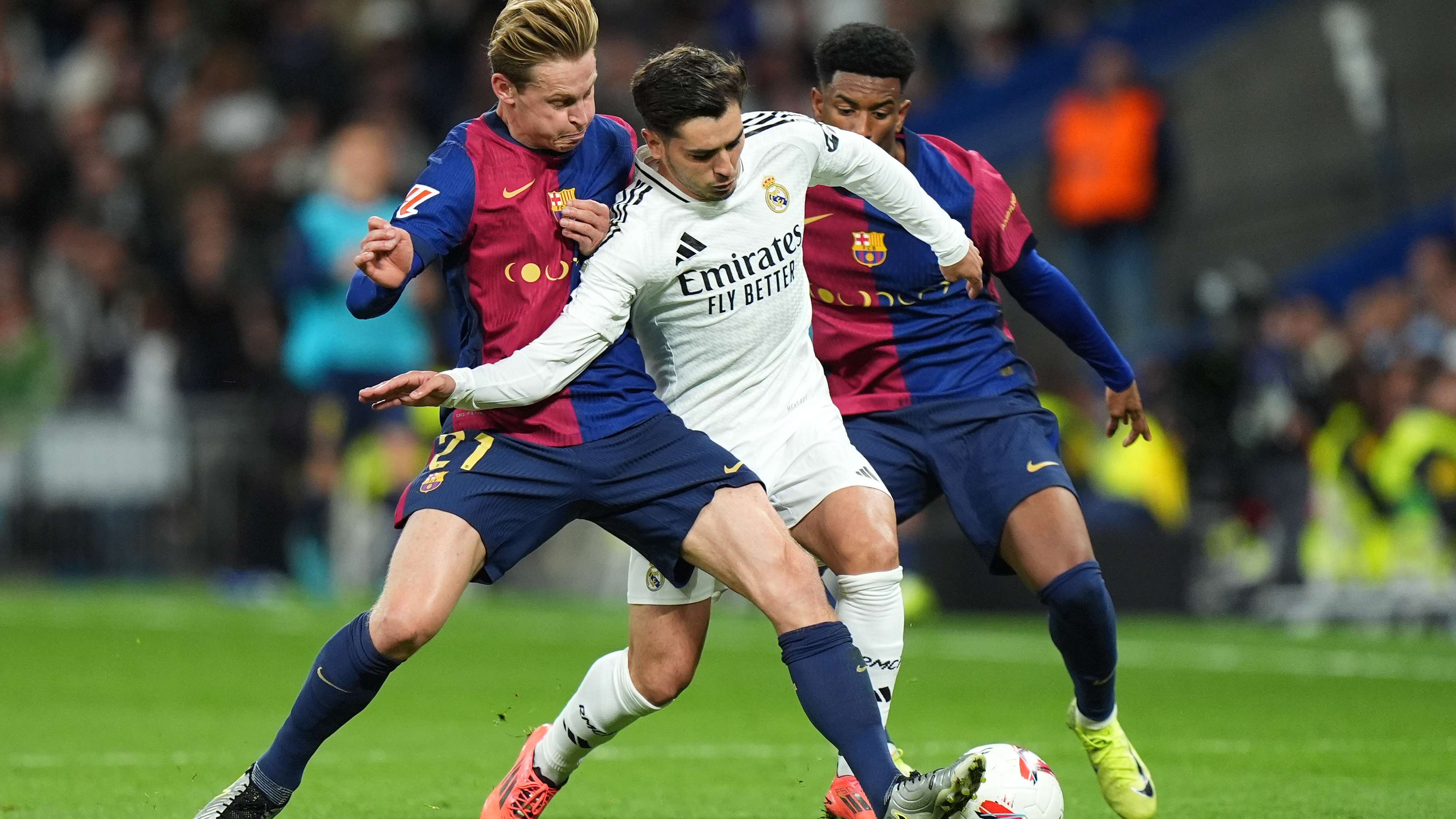 佩感到更大 佩感到更大